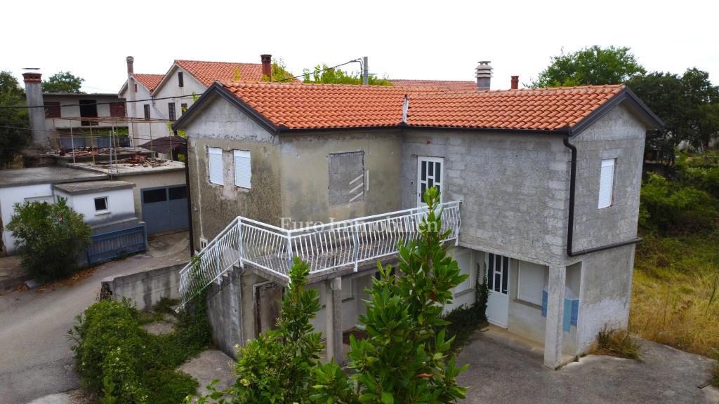 Casa con vista mare - dintorni di Krk