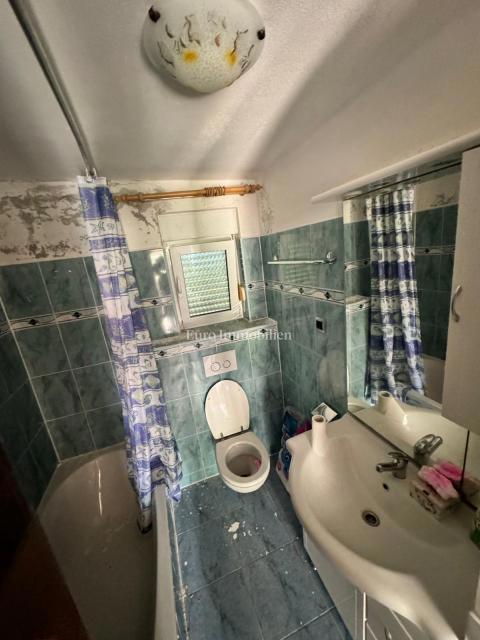 Casa con vista mare - dintorni di Krk