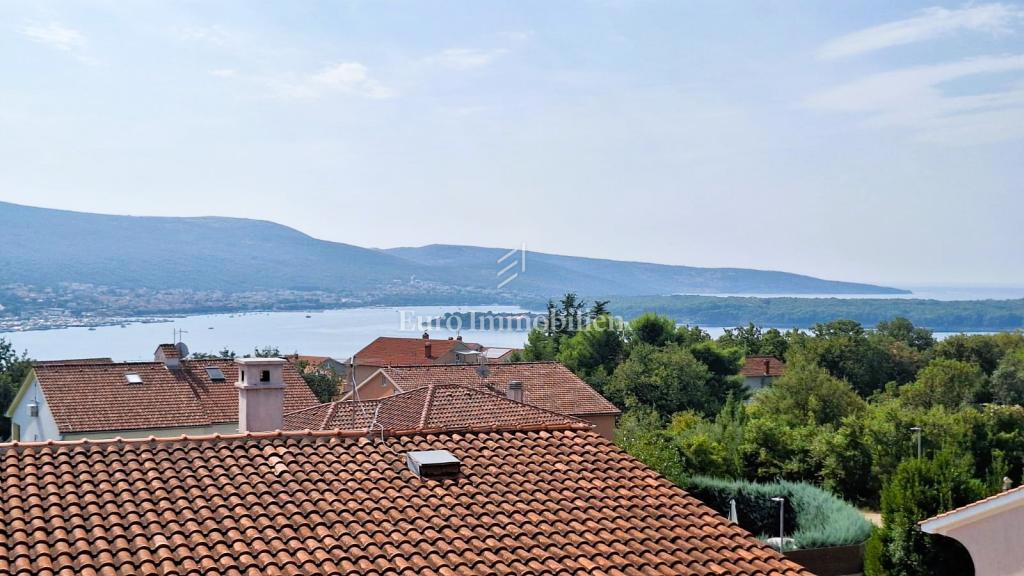 Casa con piscina e vista mare - Krk Isola