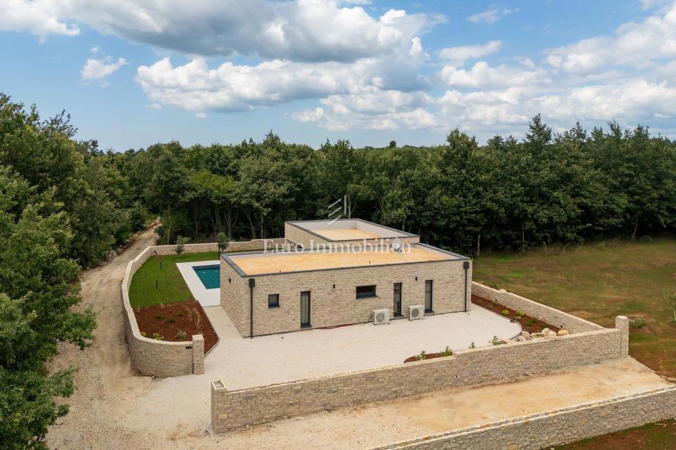 DINTORNI DI SVETVINČENT! Casa con piscina