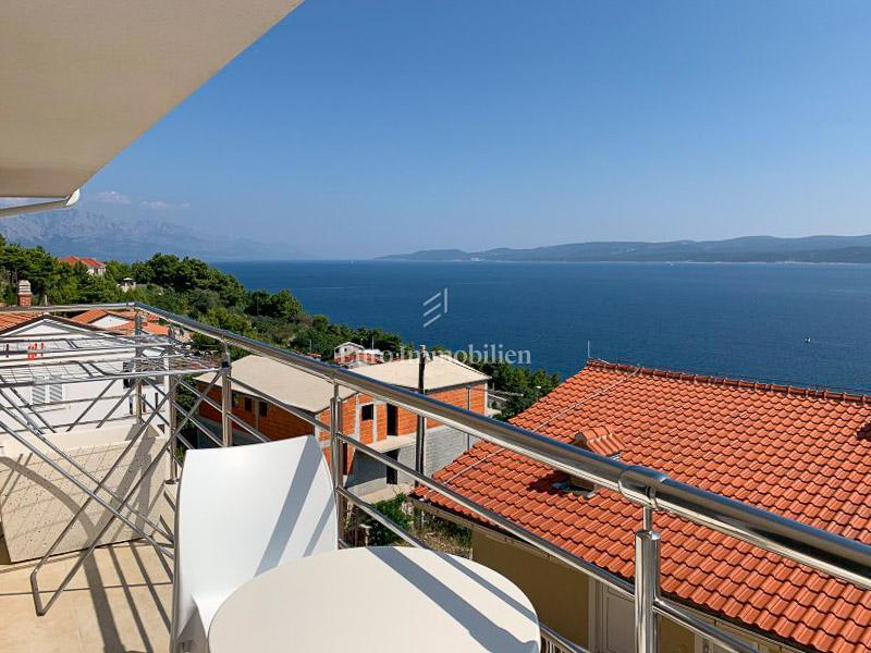 Villa con 7 appartamenti e vista mare panoramica