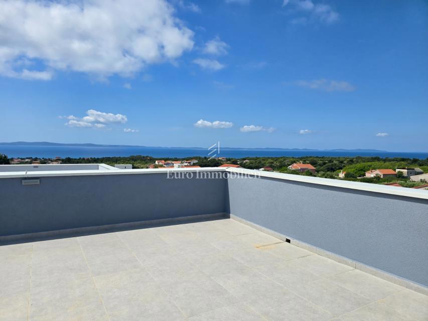 Isola di Vir - nuova casa con piscina