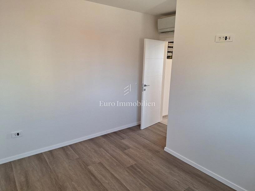 Novalja - appartamento con vista panoramica sul mare