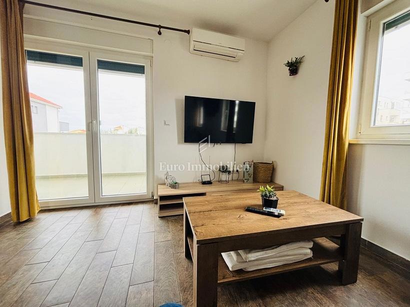 Novalja - appartamento arredato al primo piano