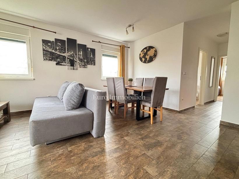 Novalja - appartamento arredato al primo piano