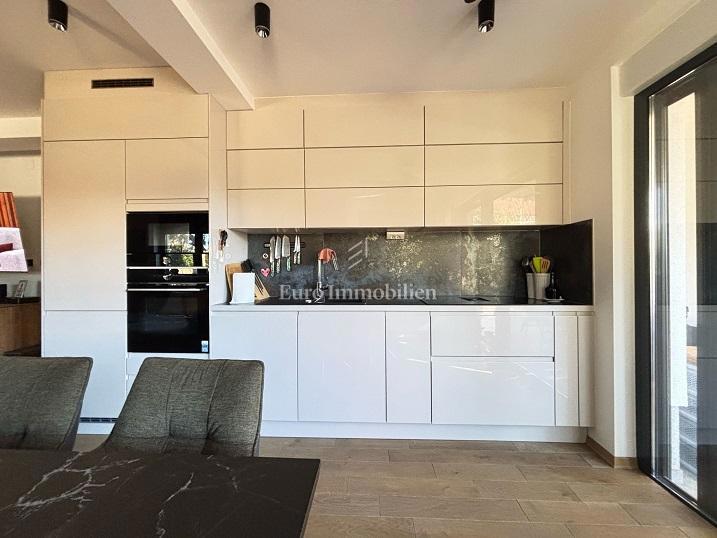 Novalja - appartamento con piscina al piano terra