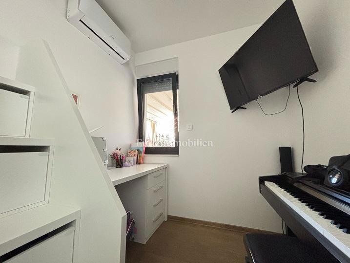 Novalja - appartamento con piscina al piano terra