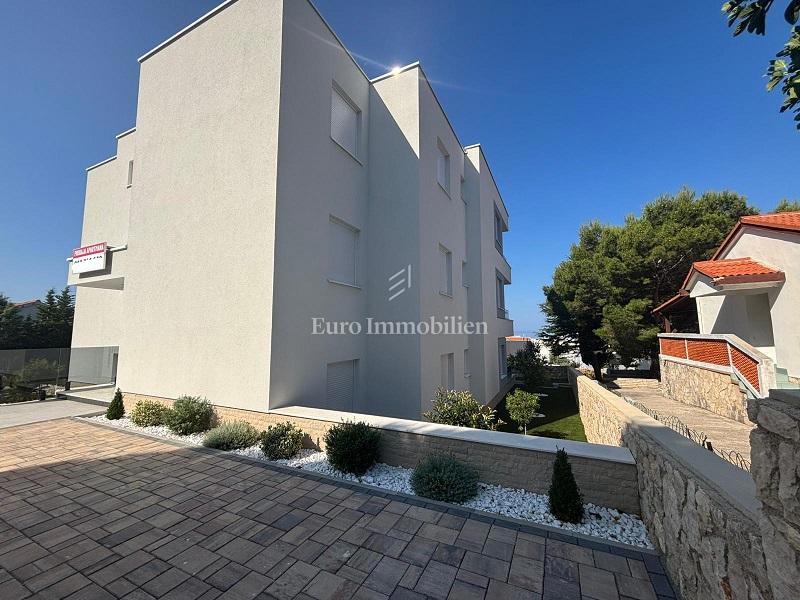 Novalja – appartamento con vista panoramica al primo piano