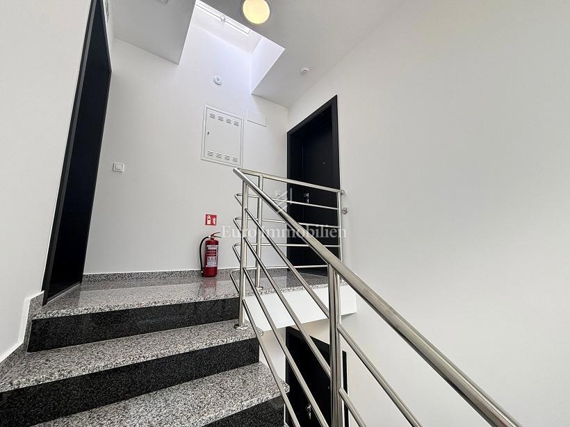 Novalja – appartamento con vista panoramica al primo piano