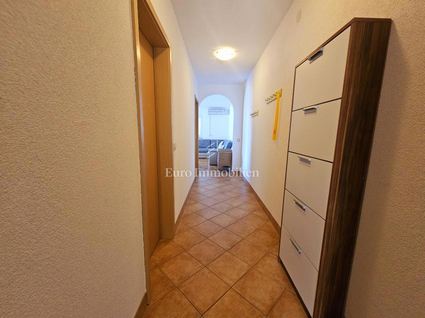 Appartamento vicino al mare, vista mare Malinska