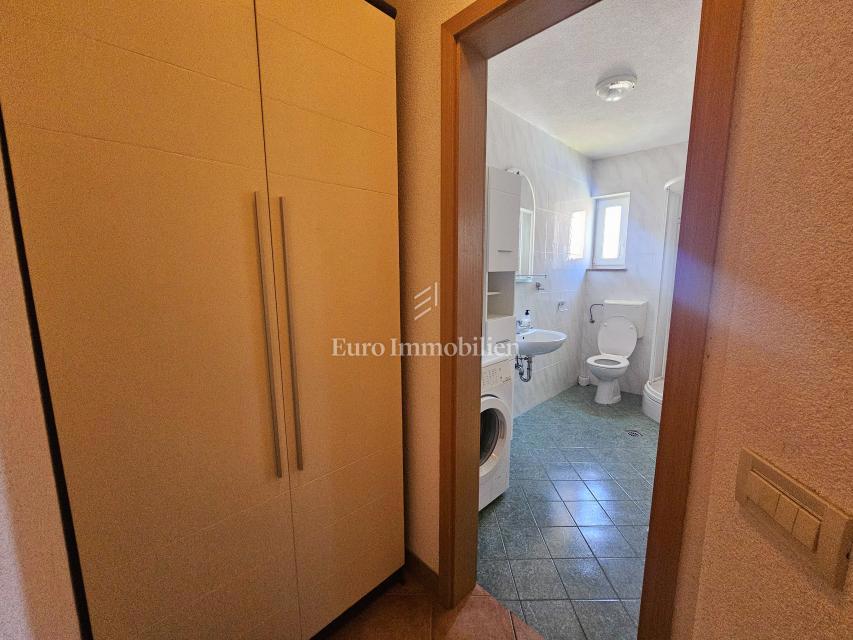 Appartamento vicino al mare, vista mare Malinska