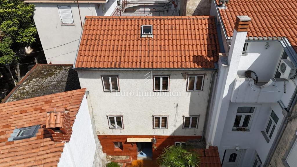 Casa da Ristrutturare, Prima Fila sul Mare
