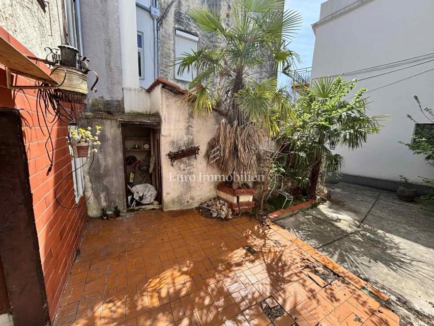 Casa da Ristrutturare, Prima Fila sul Mare
