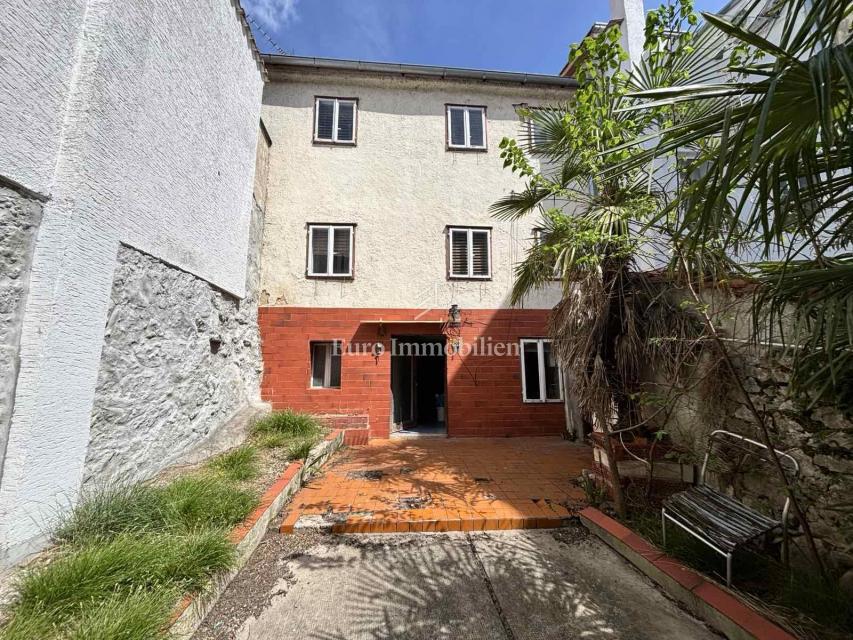 Casa da Ristrutturare, Prima Fila sul Mare
