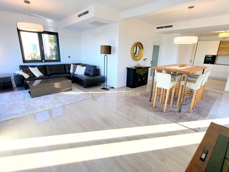 Murter - villa con piscina e vista mare