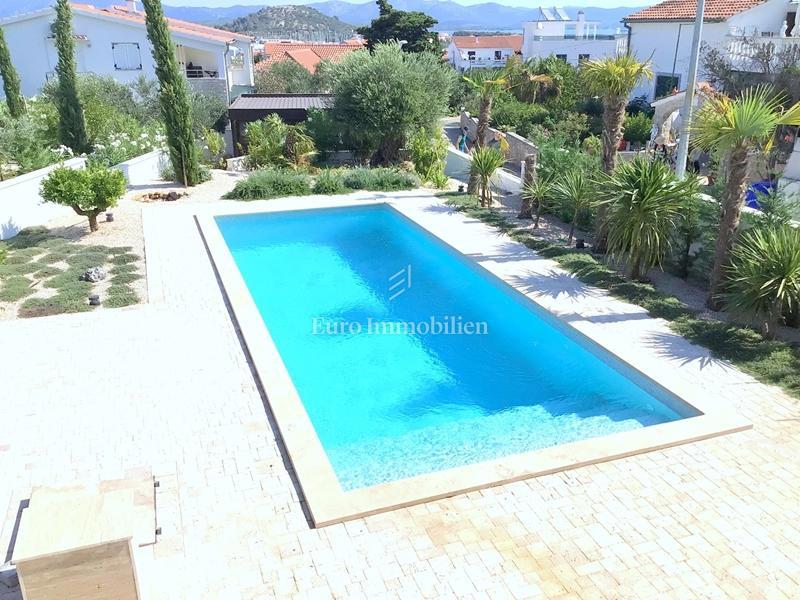 Murter - villa con piscina e vista mare
