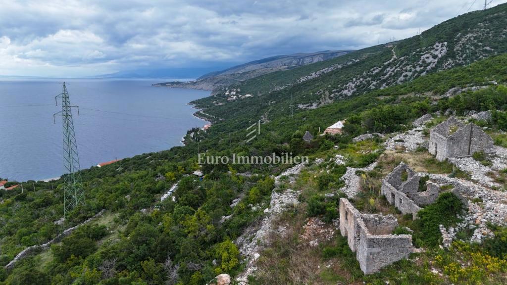 Sveti Juraj - terreno edificabile 1.565m2