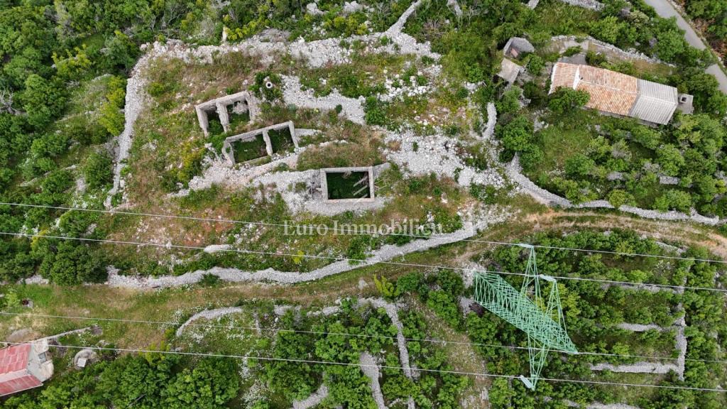 Sveti Juraj - terreno edificabile 1.565m2