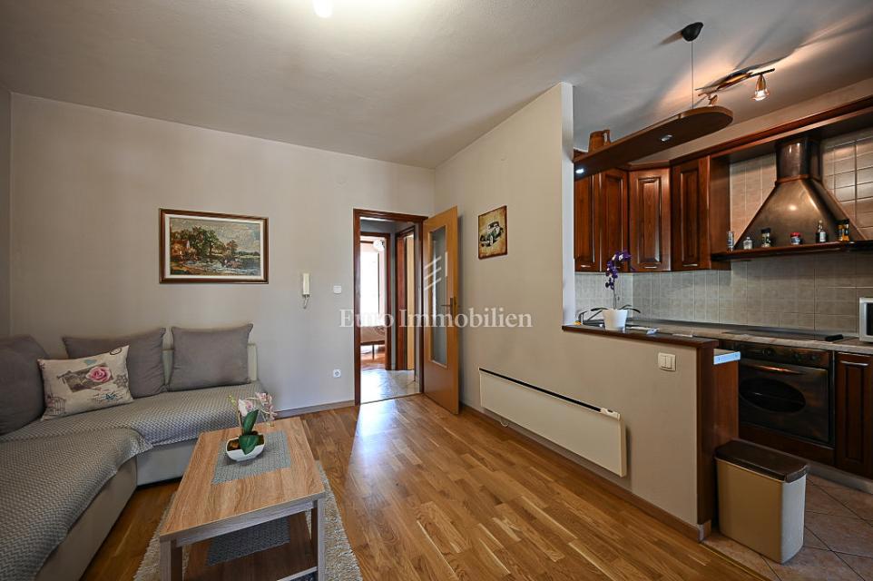 Cittanova, Istria - appartamento al piano terra