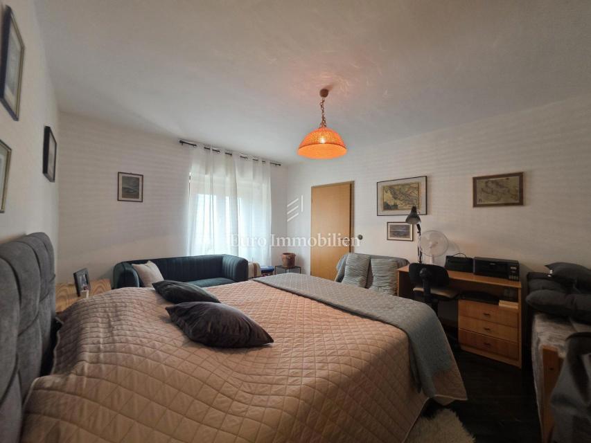 Novi Vinodolski - casa vicino al centro