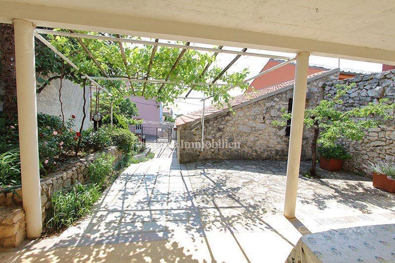 Novi Vinodolski - casa vicino al centro