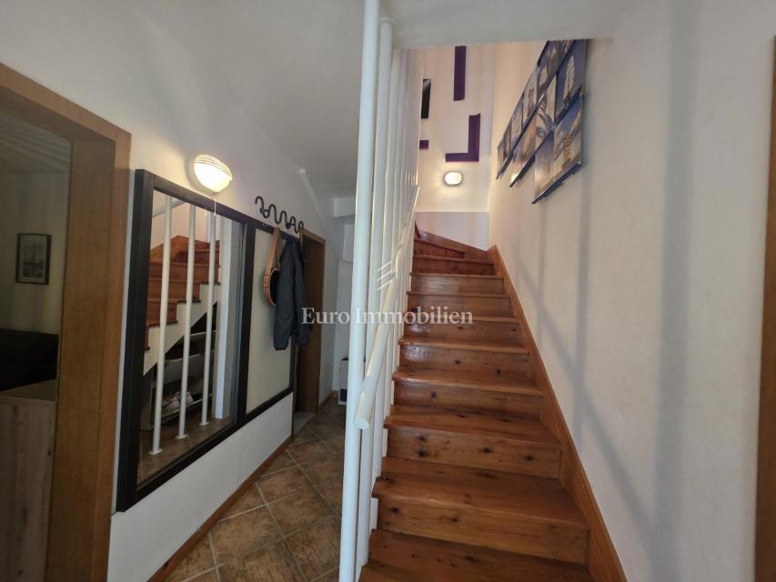 Novi Vinodolski - casa vicino al centro