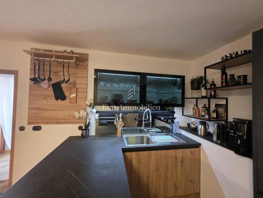 Novi Vinodolski - casa vicino al centro