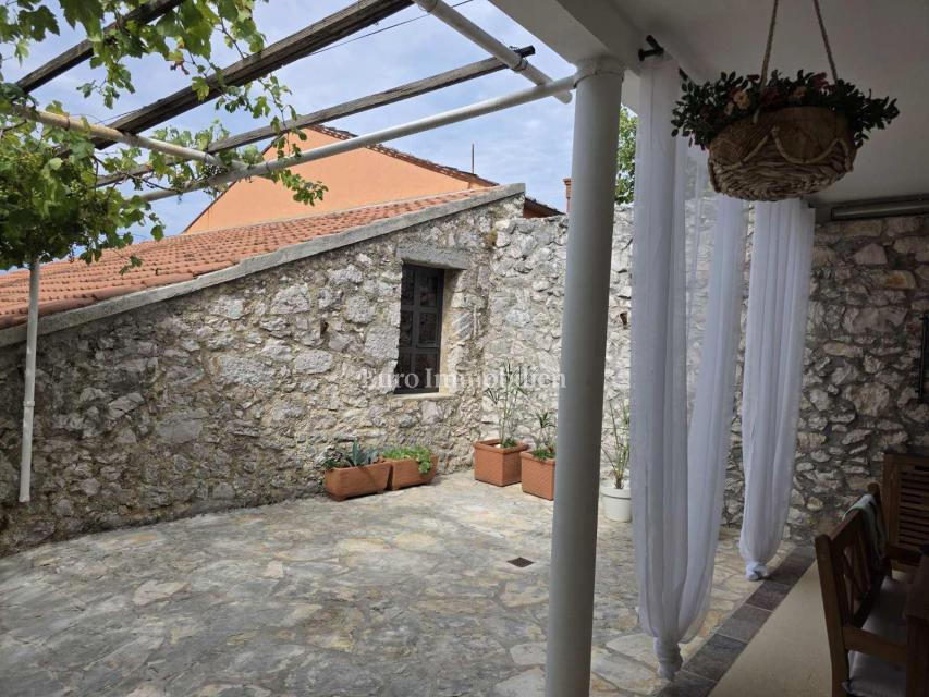 Novi Vinodolski - casa vicino al centro