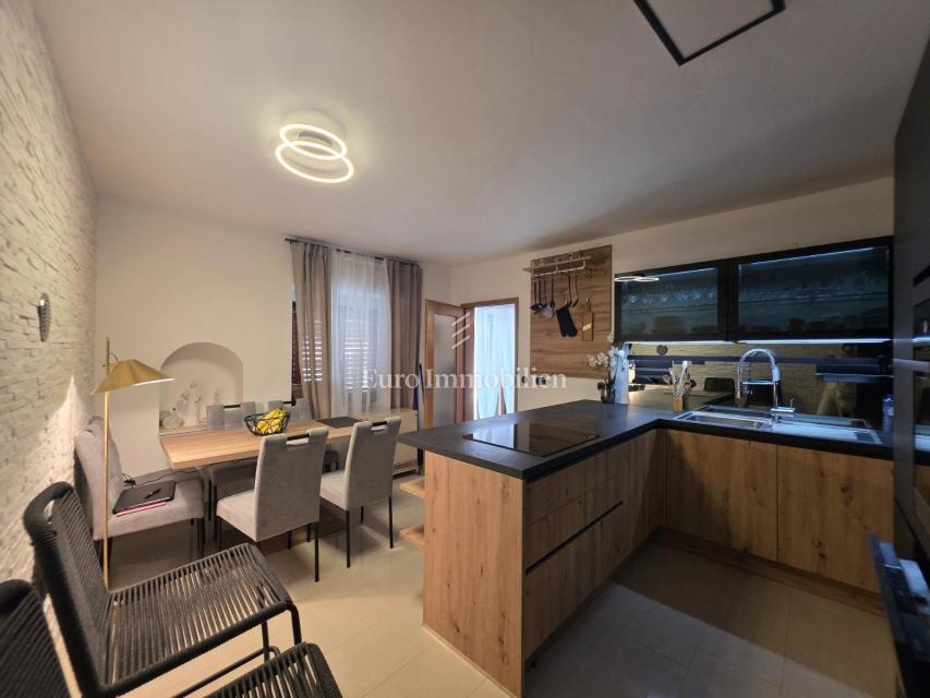 Novi Vinodolski - casa vicino al centro