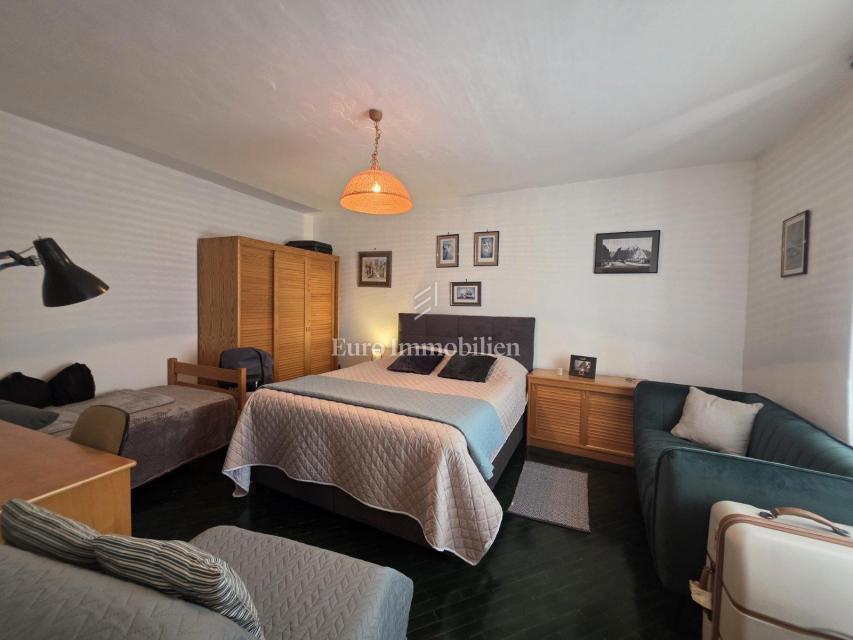 Novi Vinodolski - casa vicino al centro