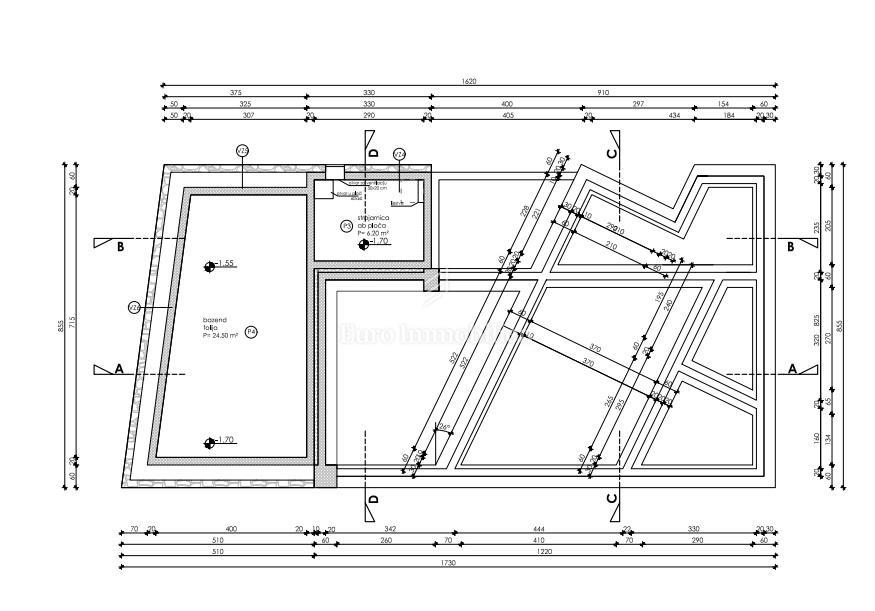 Villa con piscina, a 200 metri dal mare