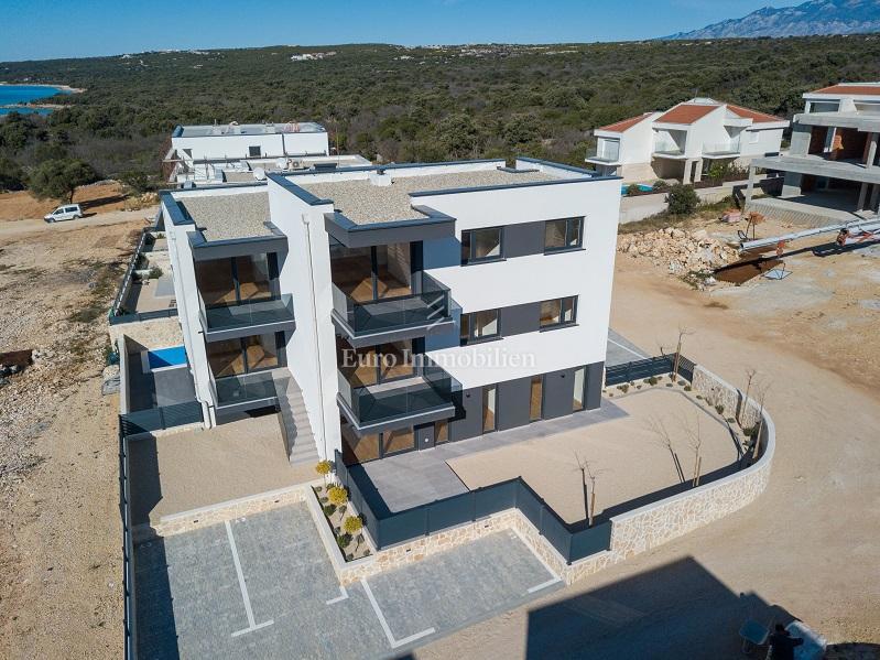 Novalja - appartamento con giardino e piscina