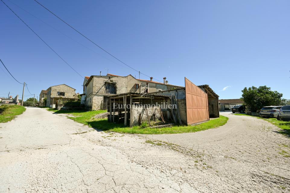 Istria, Buje, Casa con vista mare, da ristrutturare