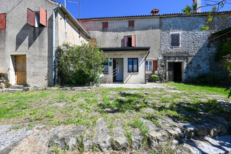 Istria, Buje, Casa con vista mare, da ristrutturare