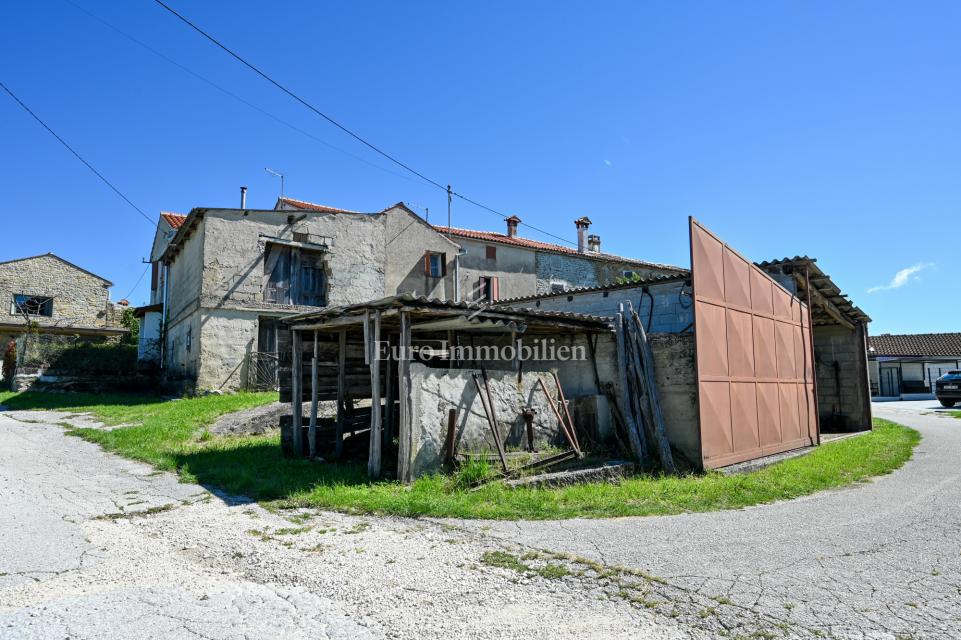 Istria, Buje, Casa con vista mare, da ristrutturare