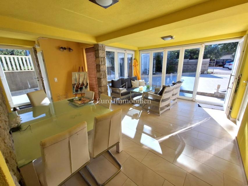 Malinska - casa icon piscina, a 100 m dalla spiaggia