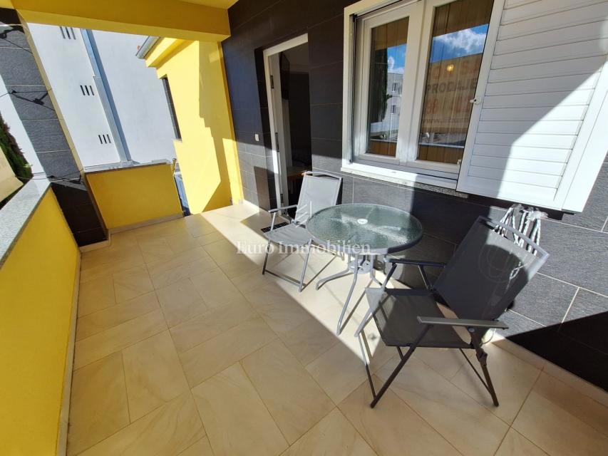 Malinska - casa icon piscina, a 100 m dalla spiaggia