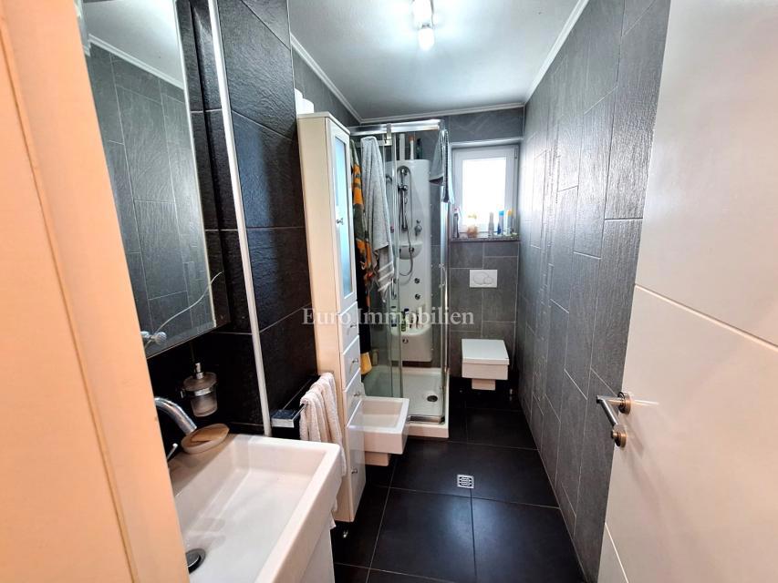 Malinska - casa icon piscina, a 100 m dalla spiaggia