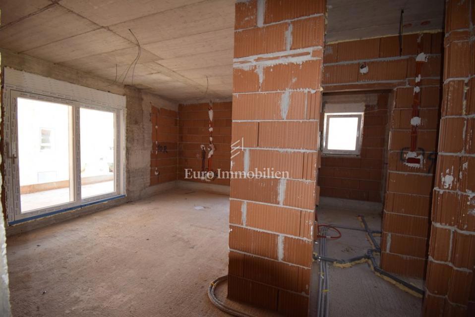 Vodice, Appartamento SJ2 al primo piano di una nuova costruzione vicino alla spiaggia