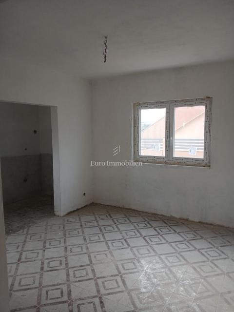 Kakma, Casa indipendente da ristrutturare