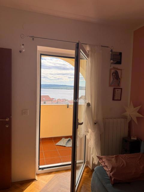 Selce, Appartamento trilocale con vista mare