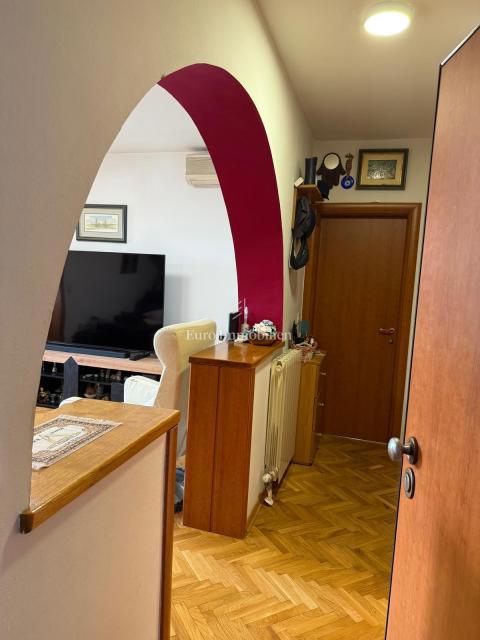 Selce, Appartamento trilocale con vista mare