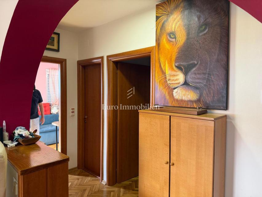 Selce, Appartamento trilocale con vista mare