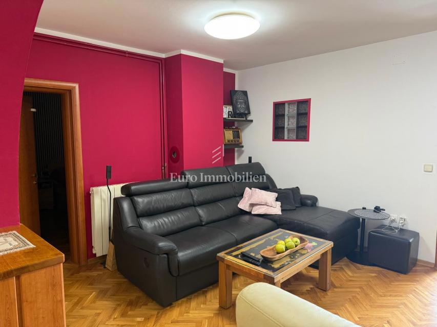 Selce, Appartamento trilocale con vista mare