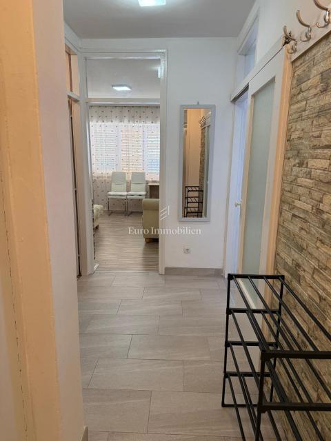 Senj, Appartamento con splendida vista mare