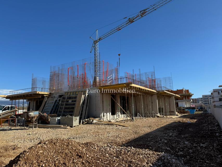 Appartamenti di nuova costruzione a 300 m dal mare, Povljana