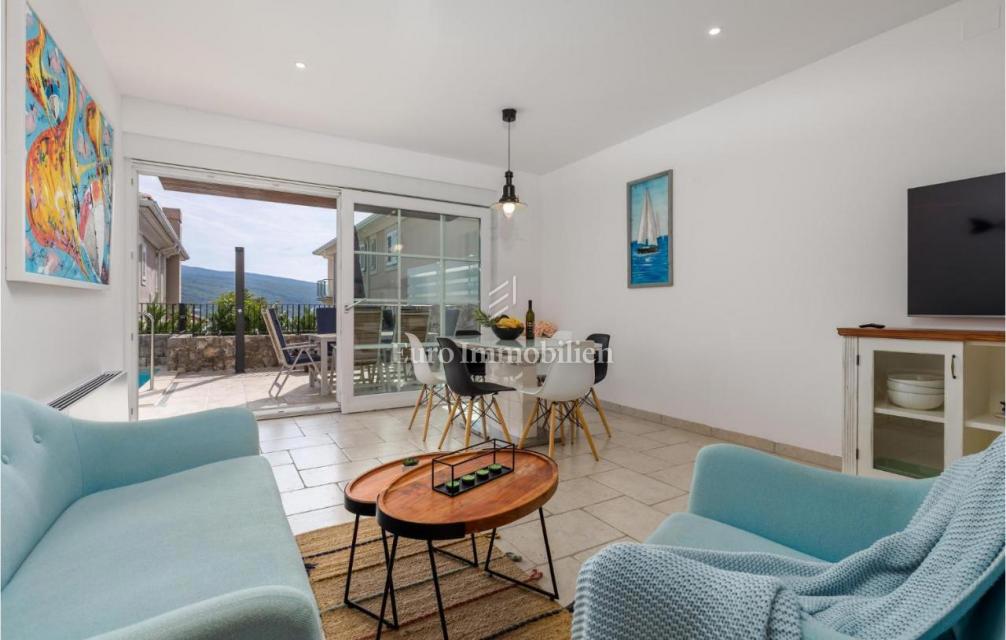 Tre ville con piscina vicino al mare, Krk