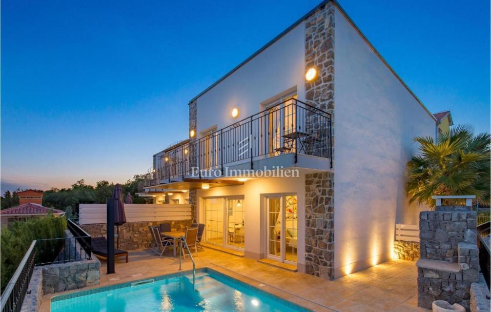 Tre ville con piscina vicino al mare, Krk