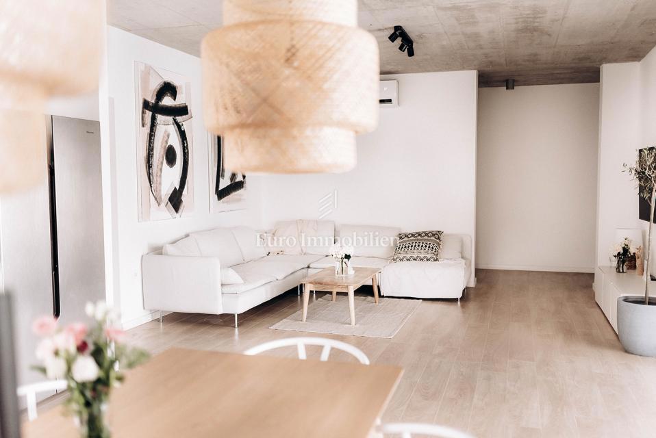 Bellissima casa con piscina riscaldata vicino a Labin