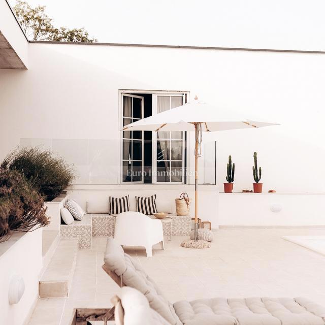 Bellissima casa con piscina riscaldata vicino a Labin